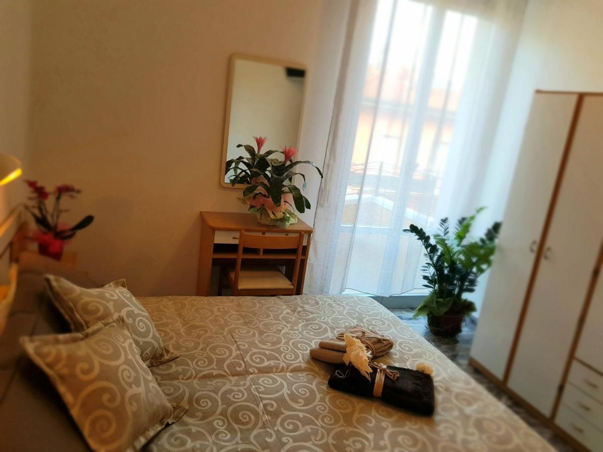 Hotel Romantica Rimini Esterno foto